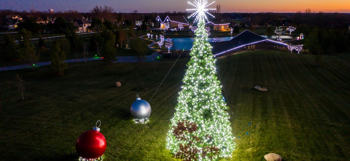 wide shot from above of holiday lighting display moyer home in Ankeny, Iowa